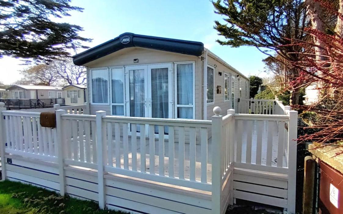 Memories Made Hotell Selsey Eksteriør bilde